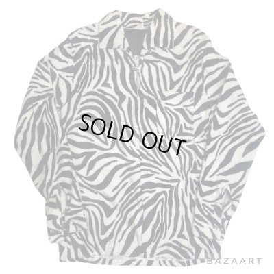 画像1: 50's DEAD STOCK　”ZEBRA”　PATTERN　PRINTED　PULLOVER　FAKE FUR　SHIRTS　with ITALIAN COLLAR　good size !!