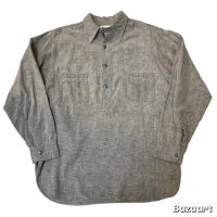 -30's "IDEAL　SHIRT　CO.” 　PULL OVER　GRAY　COTTON　FLANNEL　SHIRTS　WITH　CHIN STRAP　AND　METAL BUTTON　SPECIAL !!　good condition !!　good size !!