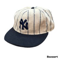 80's DEAD STOCK　”AMERICAN　NEEDLE”　「MLB」　OFFICIAL　「NEW YORK　YANKEES」　BASEBALL CAP　good size !!