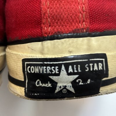 画像10: early 70's "CONVERSE　CHUCK　TALOR”　RED　Hi. CUT　WITH　PLAYERS　NAME　SIZE:11　good condition !!