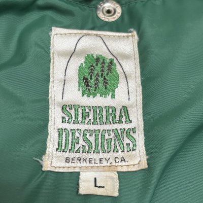 画像2: 70's "SIERRA DESIGNS"　DOWN JACKET　with HOODED　GREEN　SIZE：L