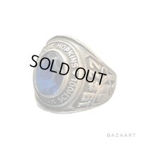 1977's  STERLING  SILVER    SCHOOL RING