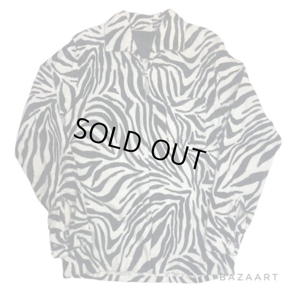 画像1: 50's DEAD STOCK　”ZEBRA”　PATTERN　PRINTED　PULLOVER　FAKE FUR　SHIRTS　with ITALIAN COLLAR　good size !! (1)