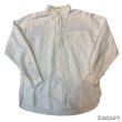 画像1: 60's "THE REMSEN SHOP"　WHITE　COTTON　HERRING　BONE　TWILL　（COTTON　FLANNEL）　BUTTON　DOWN　SHIRTS　マチ付き　SIZE表記：  M　15 - 15 1/2 (1)