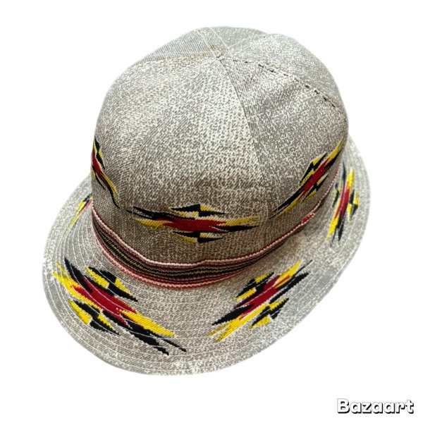 画像1: 50's DEAD STOCK　NATIVE　MOTIF　6 PANNELS　COTTON　HAT　good size !! (1)