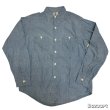 画像2: 70's "kennington"　WORK　CHAMBRAY　SHIRTS　WITH　PRINTED　「MICKEY　MOUSE」　ON THE BACK (2)