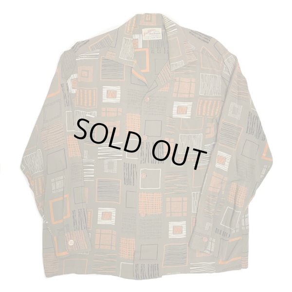 画像1: 50's ”SQUIGGLE PATTERN　WITH BROWN BACKGROUND　AND SQUIGGLES AND SQUIGGLES”　RAYON LONG SLEEVE SHIRTS　　　　　SPECIAL (1)