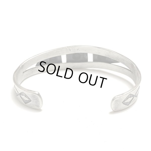 画像4: 30's　”NAVAJO”　「 卍」 SILVER BANGLE (4)