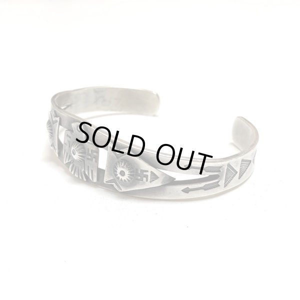 画像2: 30's　”NAVAJO”　「 卍」 SILVER BANGLE (2)